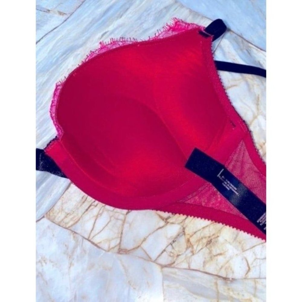 3 piece set VS Bombshell Front-Close 34A & Cut Out Back Panty S & Garter XS/S - Picture 12 of 12